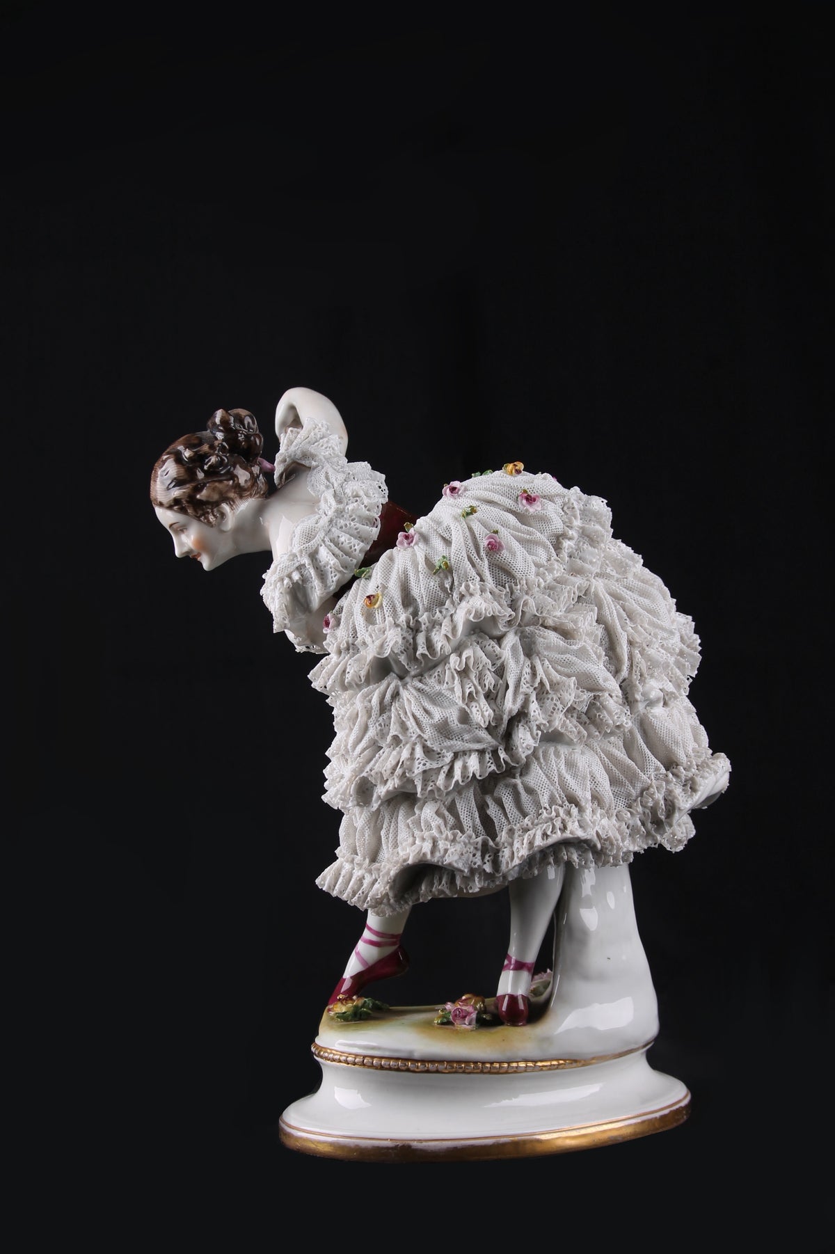 Figura Bailarina con Tutú de Encaje